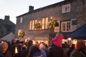 grassington procession december 11 2010 sm.jpg